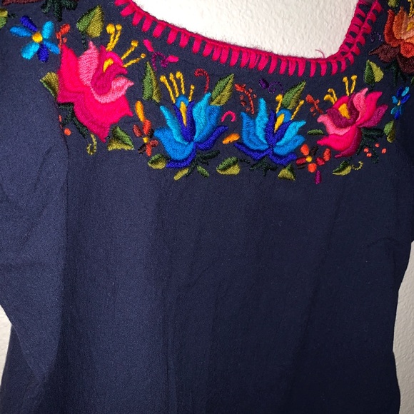 GUATEMALAN TOP - Picture 2 of 4